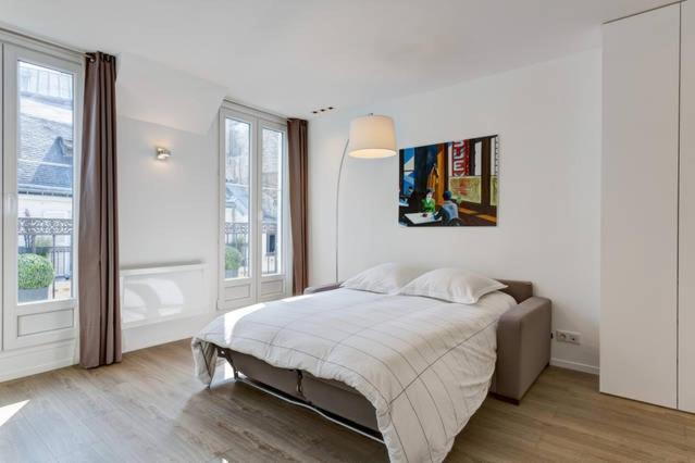 Champs Elysees Apartment パリ エクステリア 写真